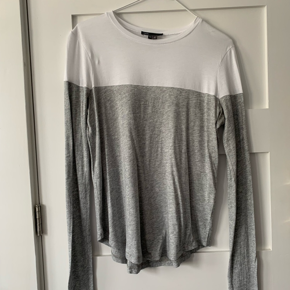 Vince long sleeve t-shirt XS